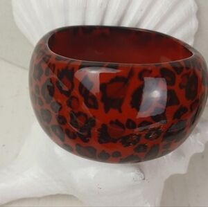 VTG 90's Burnt Red Leopard Print 2" Lucite Timeless Bangle Bracelet